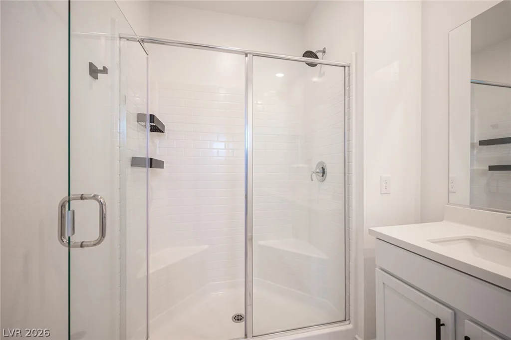 8847 Roadrunner Ravine, Las Vegas, NV 89166
