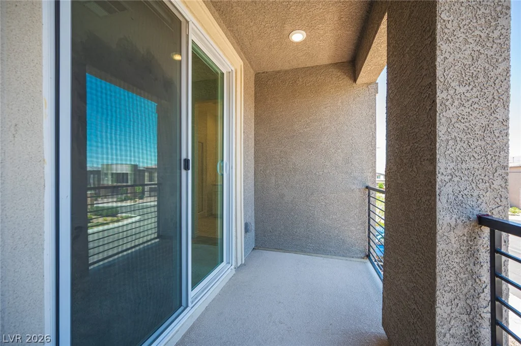 8847 Roadrunner Ravine, Las Vegas, NV 89166