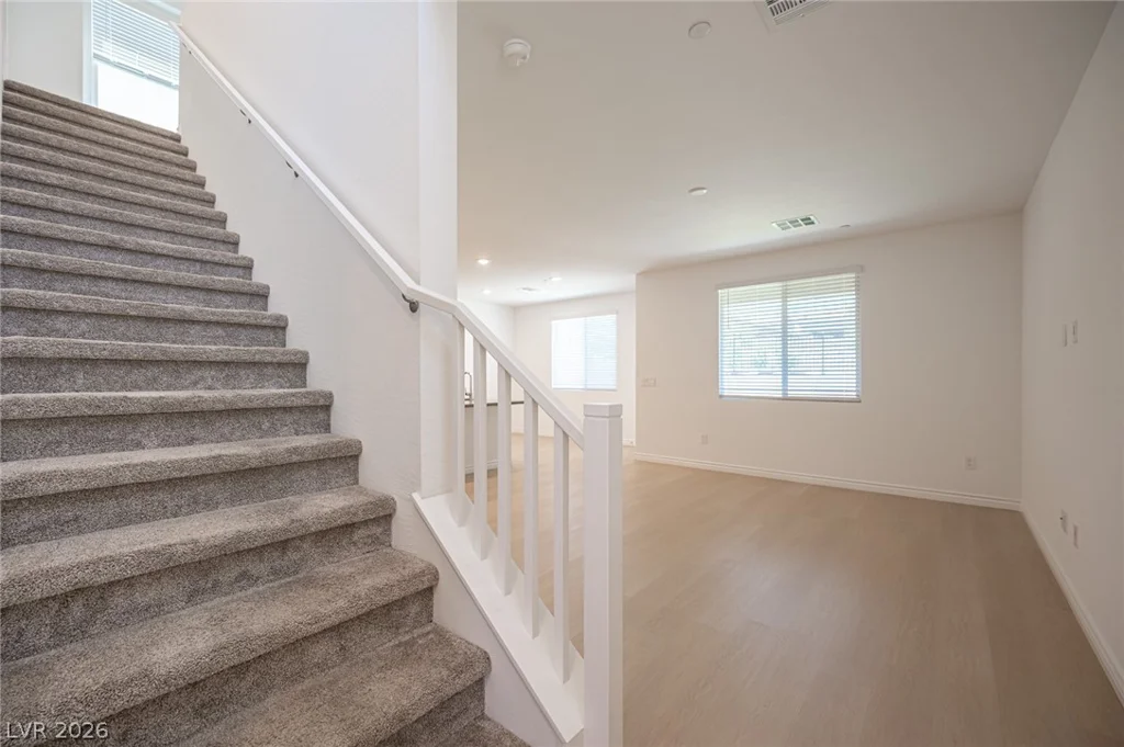 8847 Roadrunner Ravine, Las Vegas, NV 89166