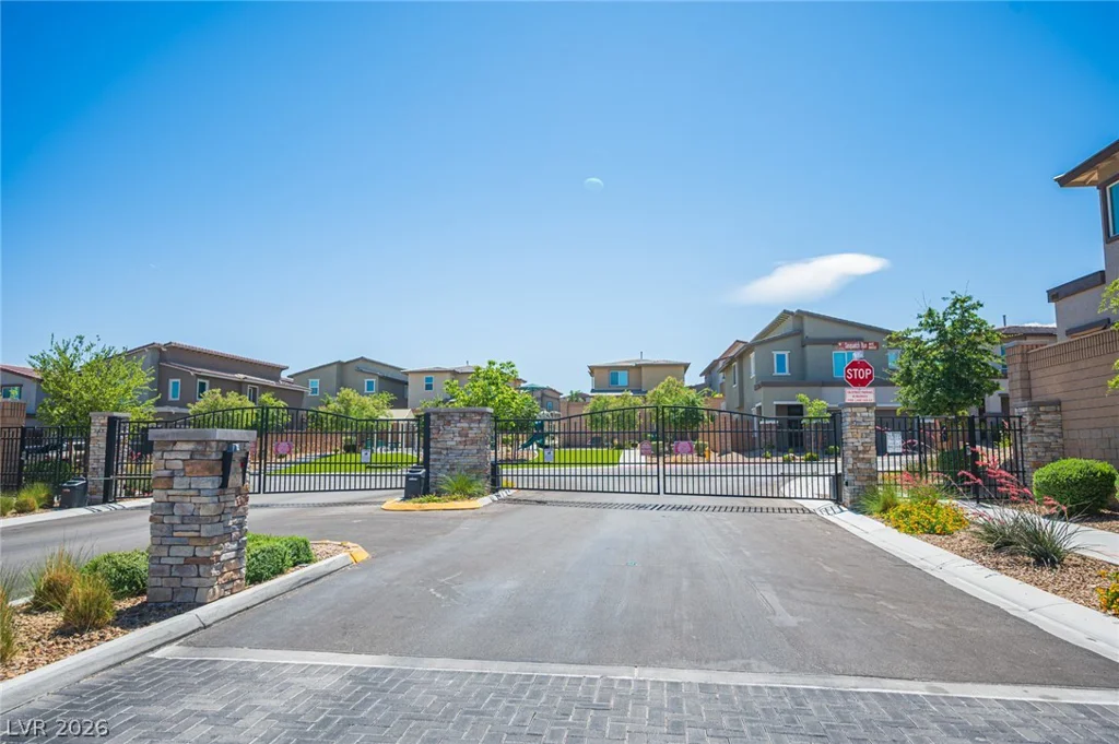 8847 Roadrunner Ravine, Las Vegas, NV 89166