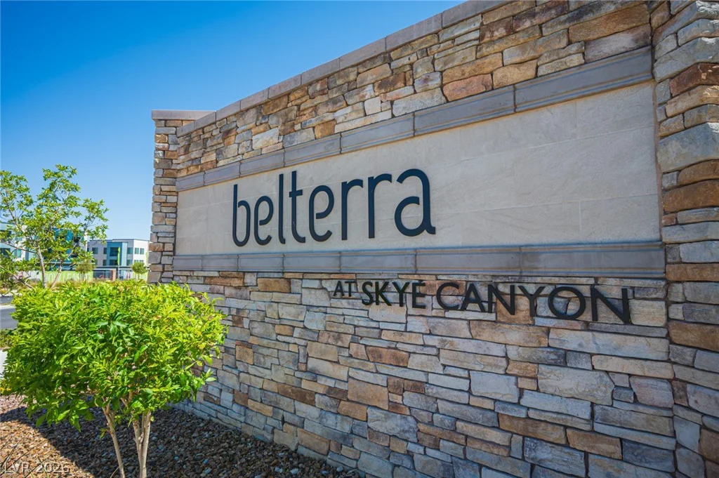8847 Roadrunner Ravine, Las Vegas, NV 89166