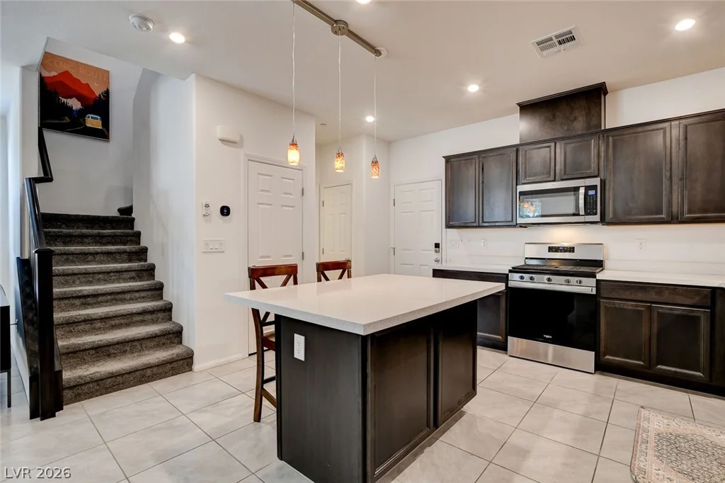 484 Filaree, Henderson, NV 89015