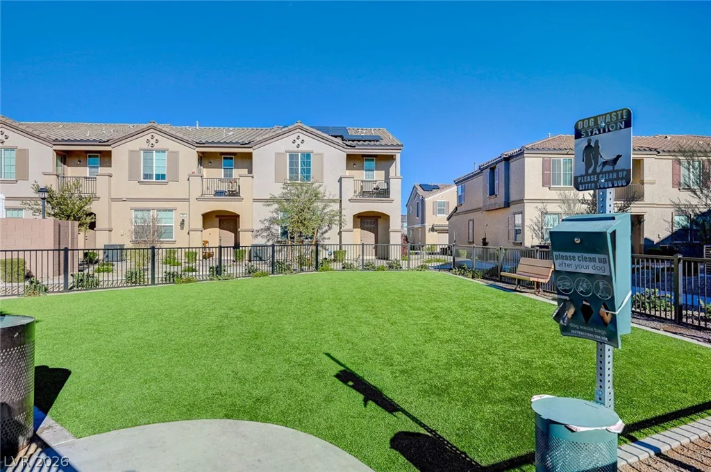 484 Filaree, Henderson, NV 89015