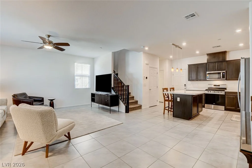 484 Filaree, Henderson, NV 89015