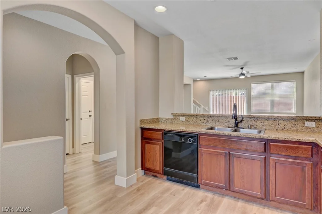 10157 Vickers, Las Vegas, NV 89178