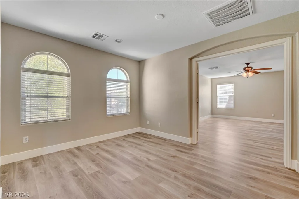 10157 Vickers, Las Vegas, NV 89178