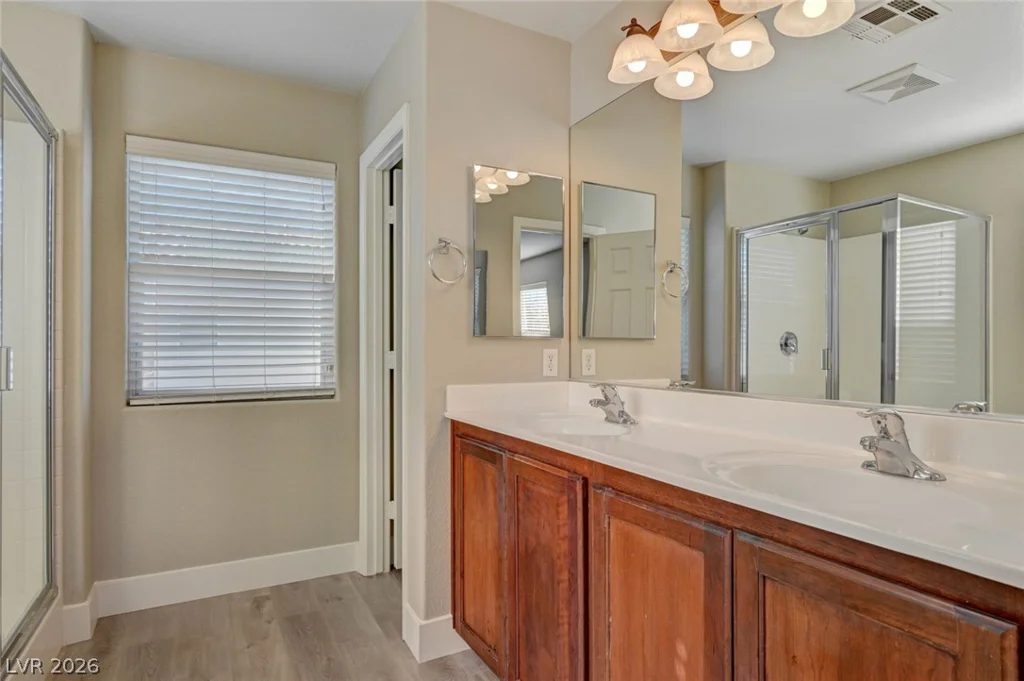 10157 Vickers, Las Vegas, NV 89178