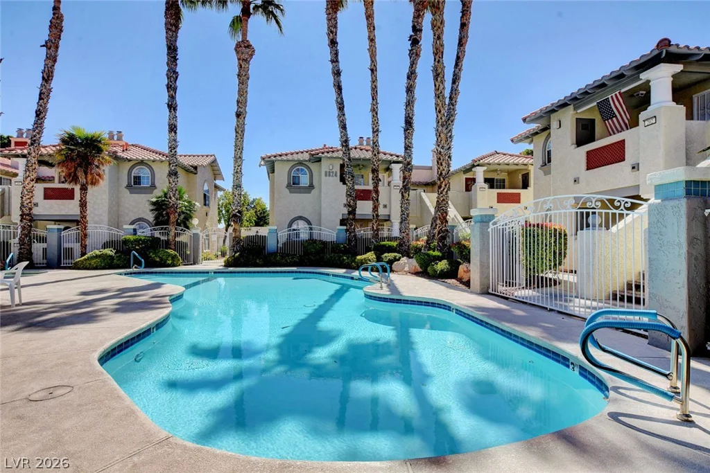 6812 Elm Creek, Las Vegas, NV 89108
