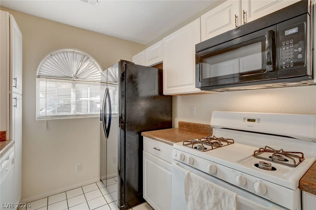 6812 Elm Creek, Las Vegas, NV 89108
