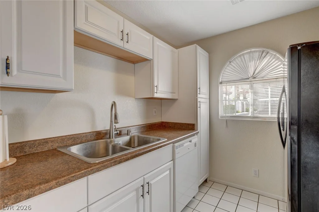 6812 Elm Creek, Las Vegas, NV 89108