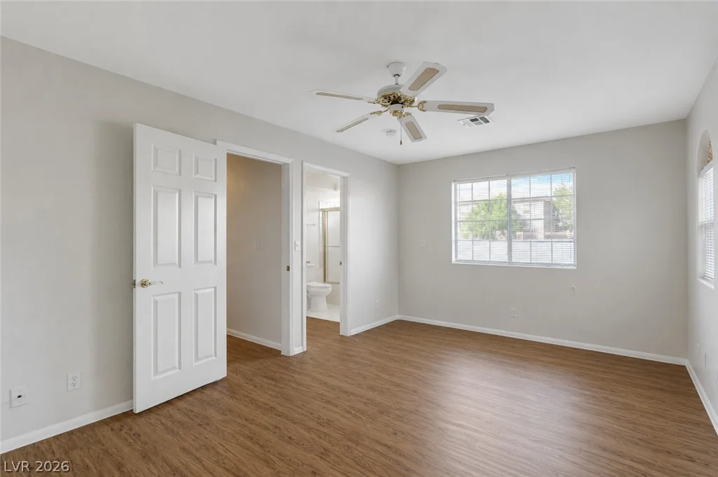 6812 Elm Creek, Las Vegas, NV 89108