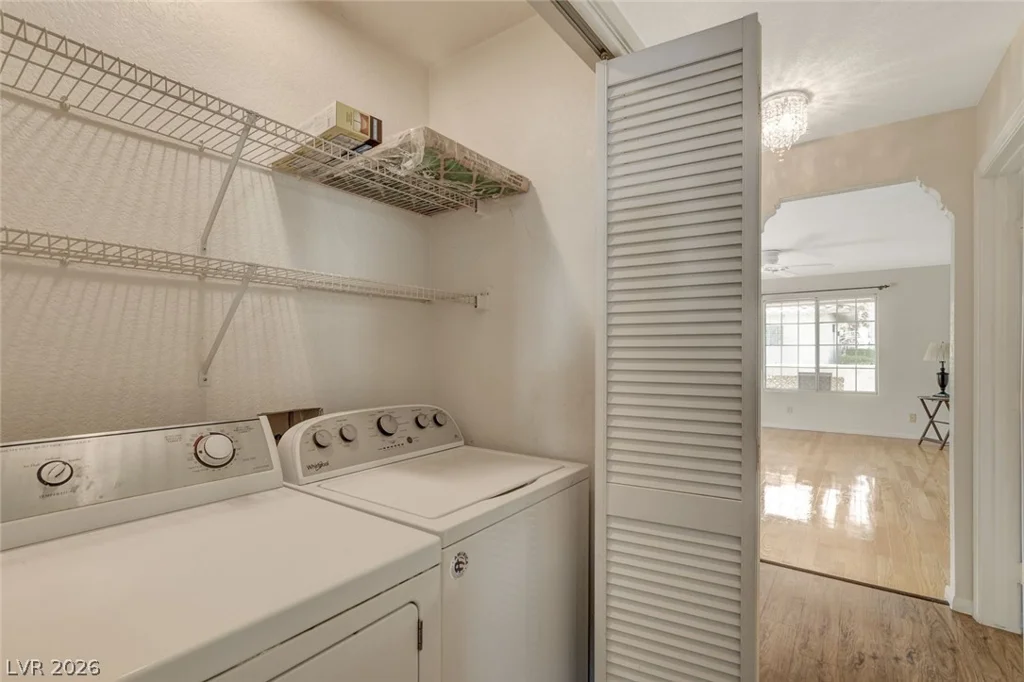 6812 Elm Creek, Las Vegas, NV 89108