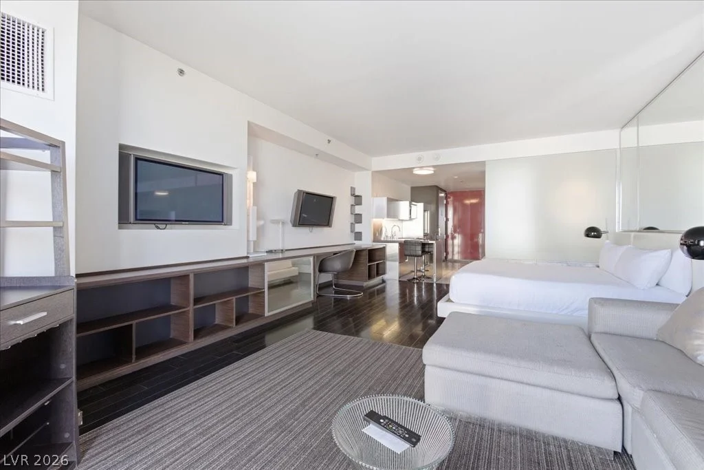 4381 FLAMINGO, Las Vegas, NV 89103