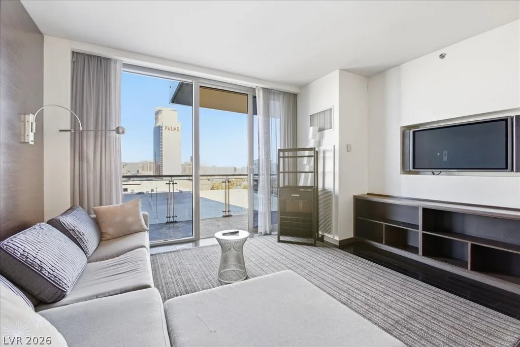 4381 FLAMINGO, Las Vegas, NV 89103