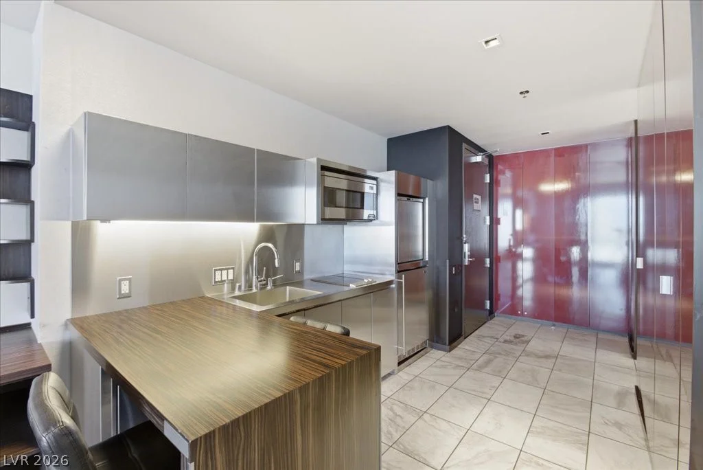 4381 FLAMINGO, Las Vegas, NV 89103
