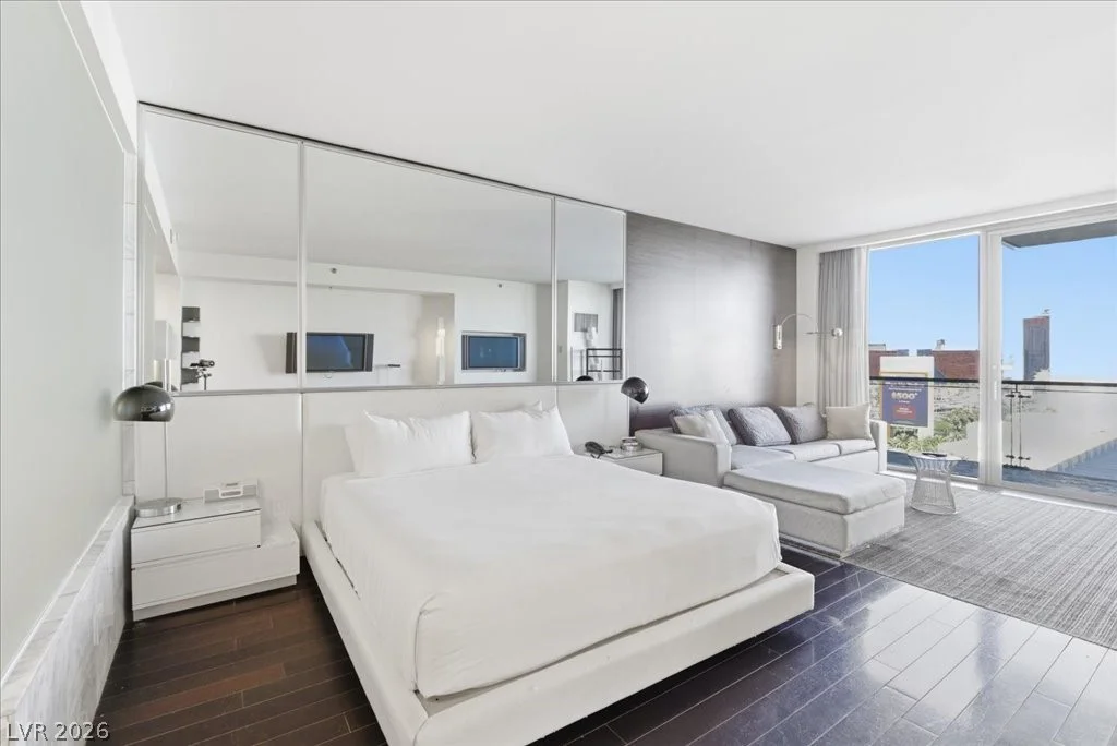 4381 FLAMINGO, Las Vegas, NV 89103