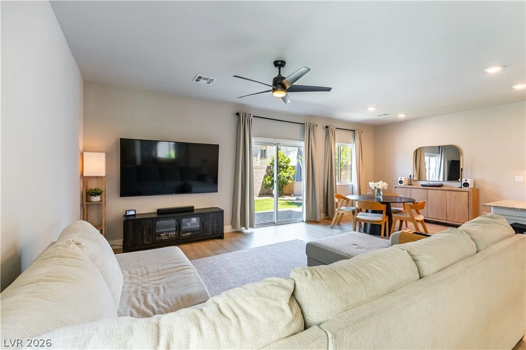 9238 Brayden Bay, Las Vegas, NV 89178