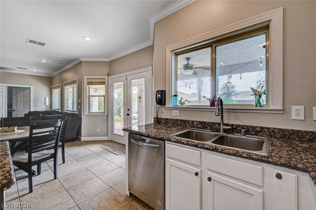 5327 Esparon, Las Vegas, NV 89141