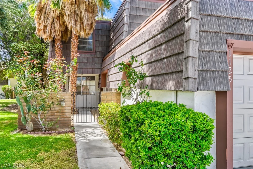 1125 Vegas Valley, Las Vegas, NV 89109