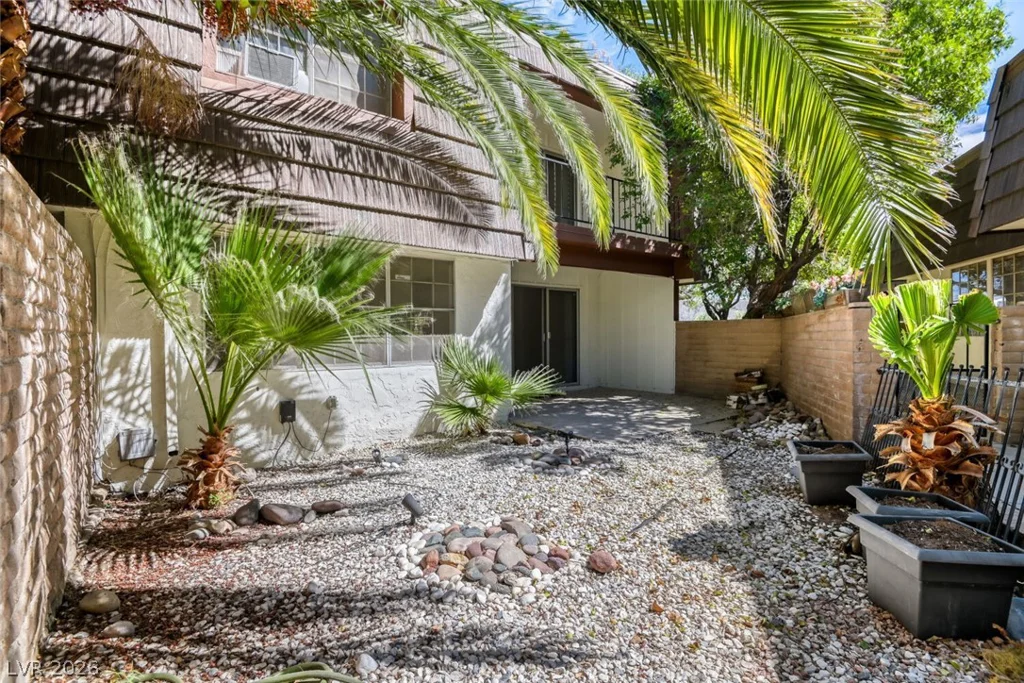 1125 Vegas Valley, Las Vegas, NV 89109