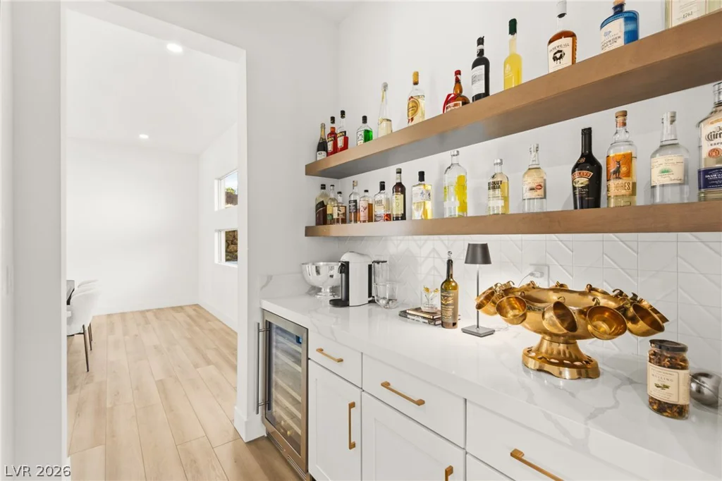 194 Harris Peak, Las Vegas, NV 89138