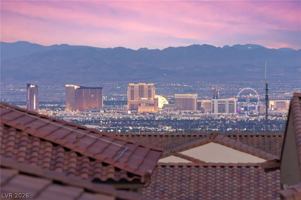 194 Harris Peak, Las Vegas, NV 89138