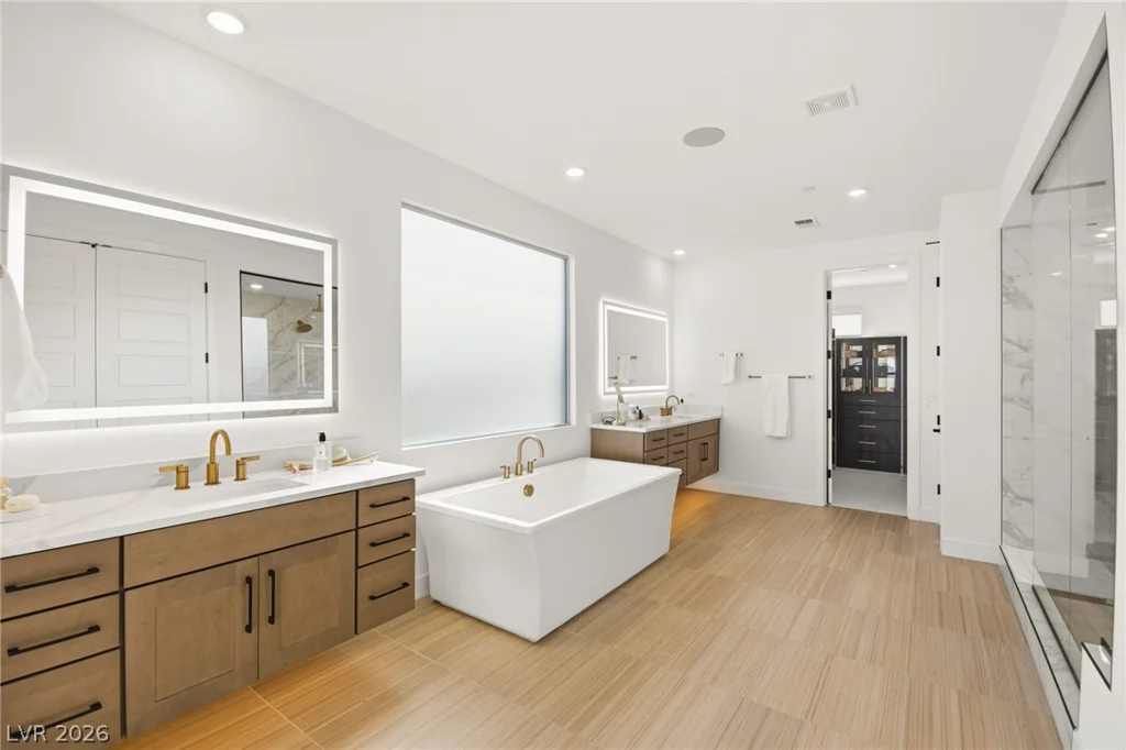 194 Harris Peak, Las Vegas, NV 89138
