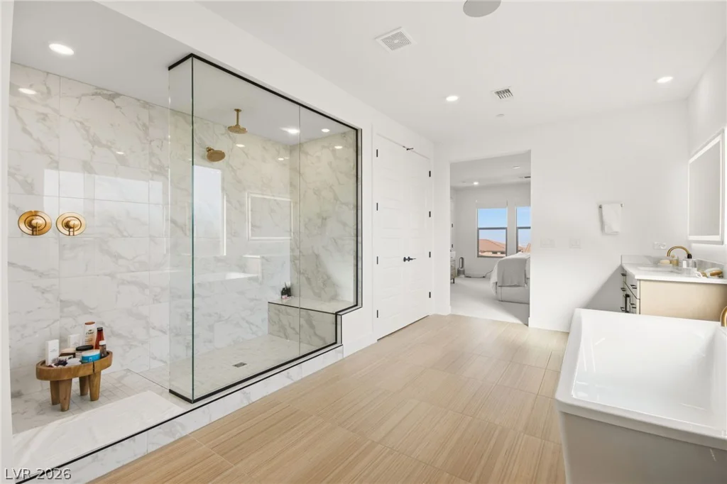 194 Harris Peak, Las Vegas, NV 89138