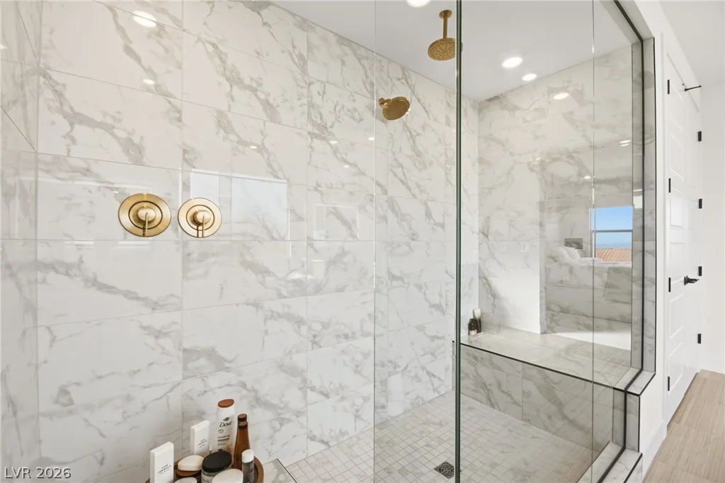 194 Harris Peak, Las Vegas, NV 89138