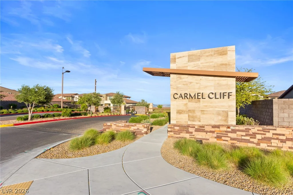 194 Harris Peak, Las Vegas, NV 89138