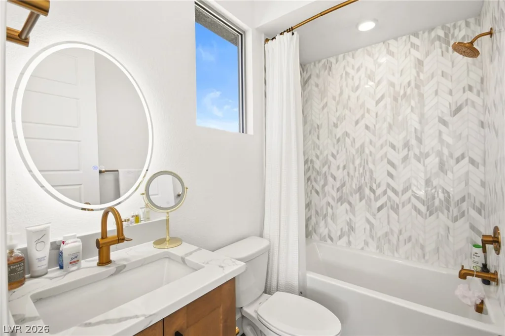 194 Harris Peak, Las Vegas, NV 89138