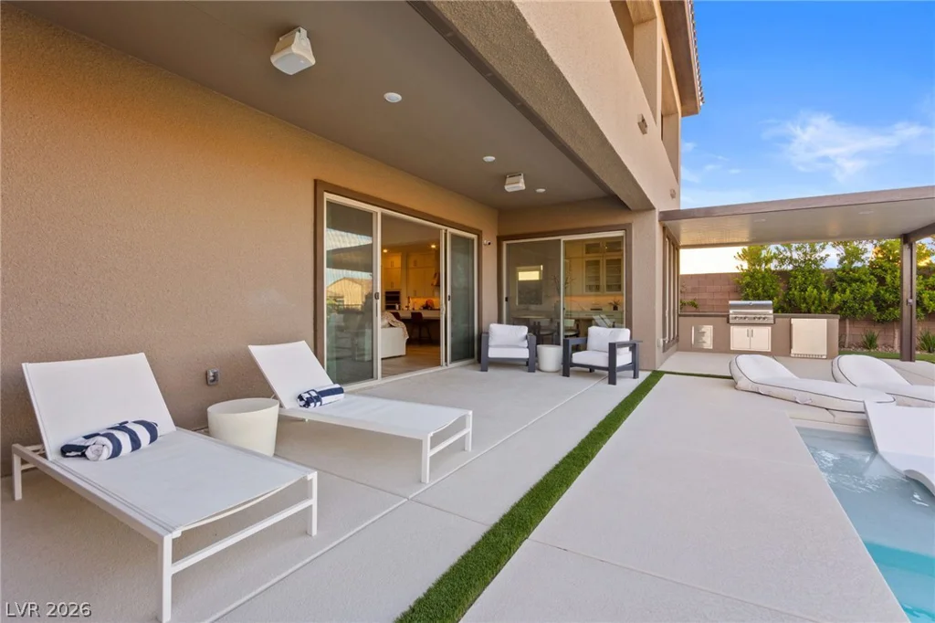 194 Harris Peak, Las Vegas, NV 89138