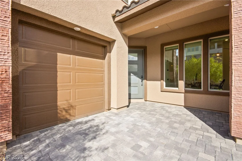 194 Harris Peak, Las Vegas, NV 89138