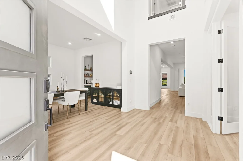 194 Harris Peak, Las Vegas, NV 89138