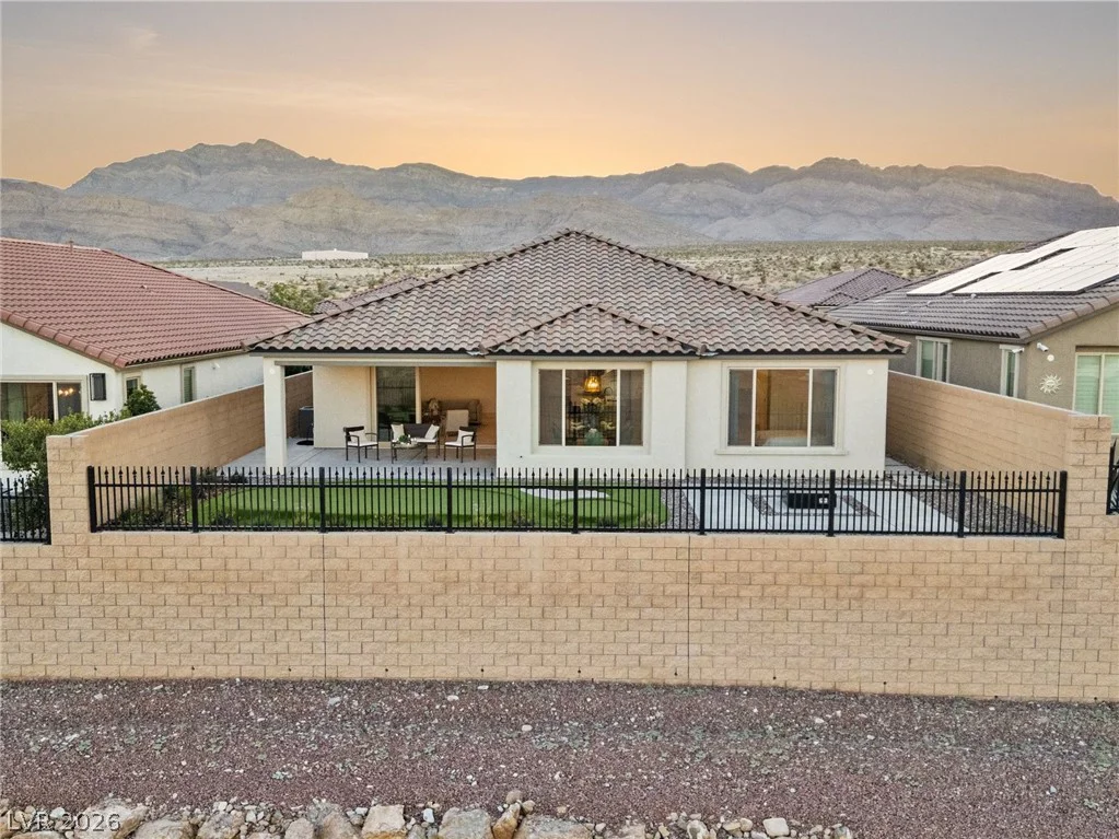 6502 Corsari Ridge, Las Vegas, NV 89166