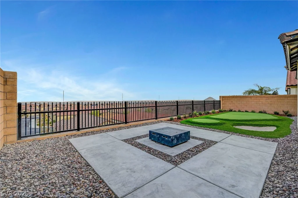 6502 Corsari Ridge, Las Vegas, NV 89166