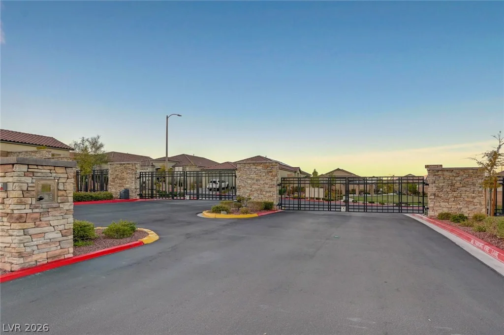 6502 Corsari Ridge, Las Vegas, NV 89166