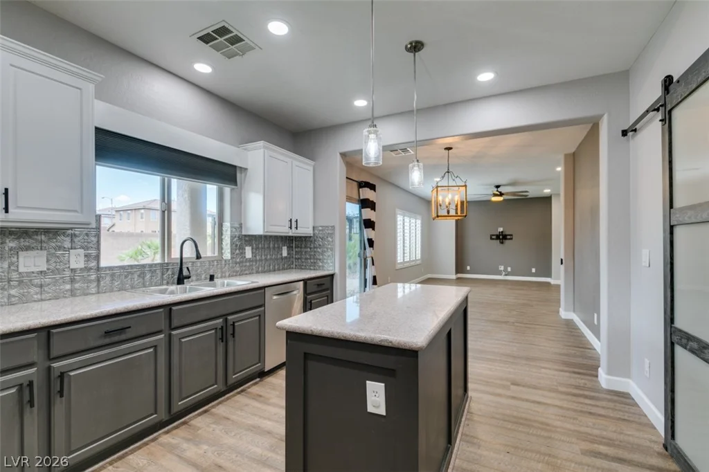 1129 Emanuel, Henderson, NV 89002