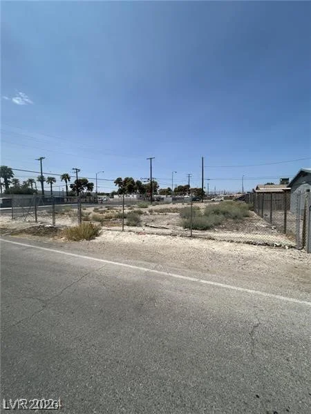 1150 Laurel, Las Vegas, NV 89104
