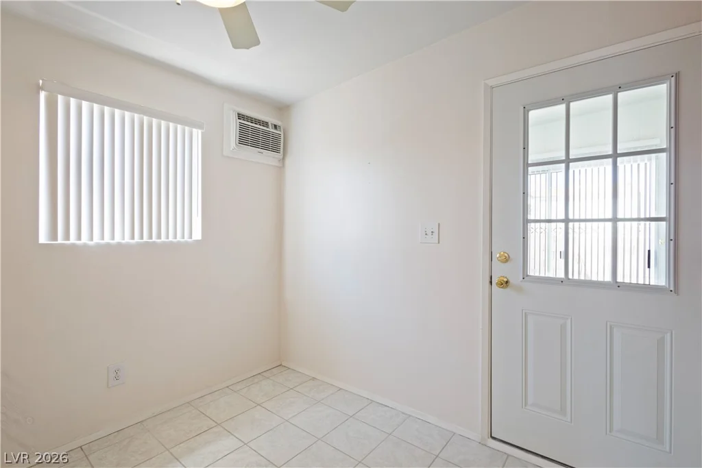 4641 Royal Ridge, Las Vegas, NV 89103