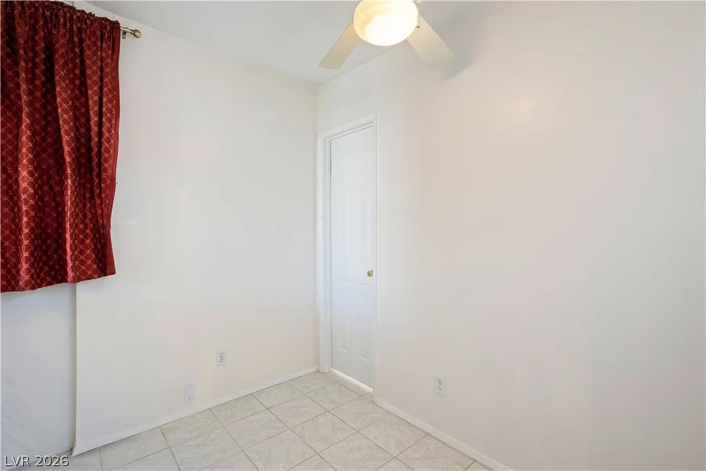 4641 Royal Ridge, Las Vegas, NV 89103
