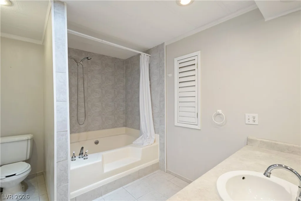 4641 Royal Ridge, Las Vegas, NV 89103