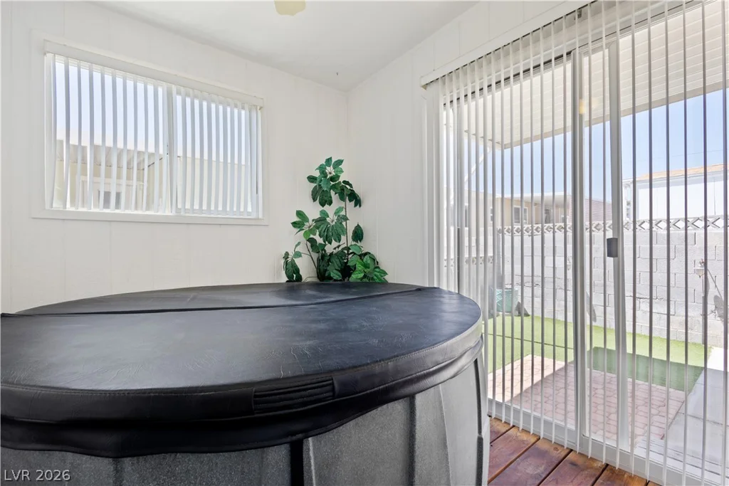 4641 Royal Ridge, Las Vegas, NV 89103