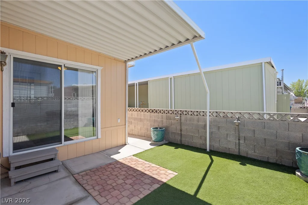 4641 Royal Ridge, Las Vegas, NV 89103