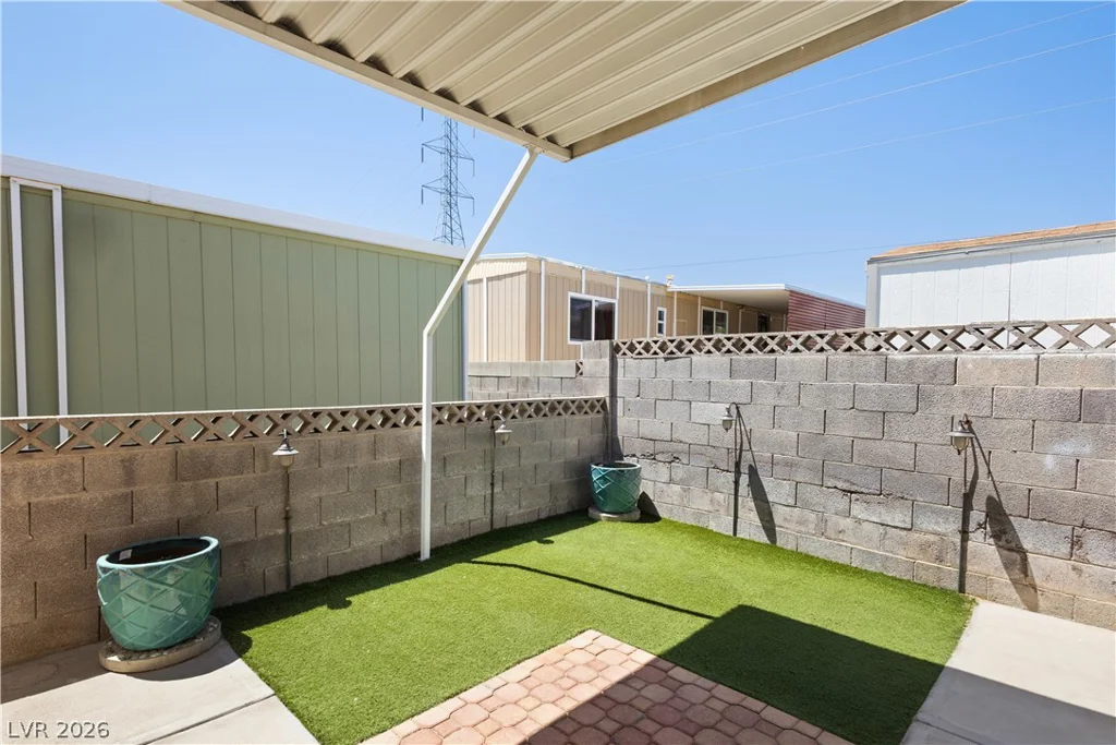 4641 Royal Ridge, Las Vegas, NV 89103