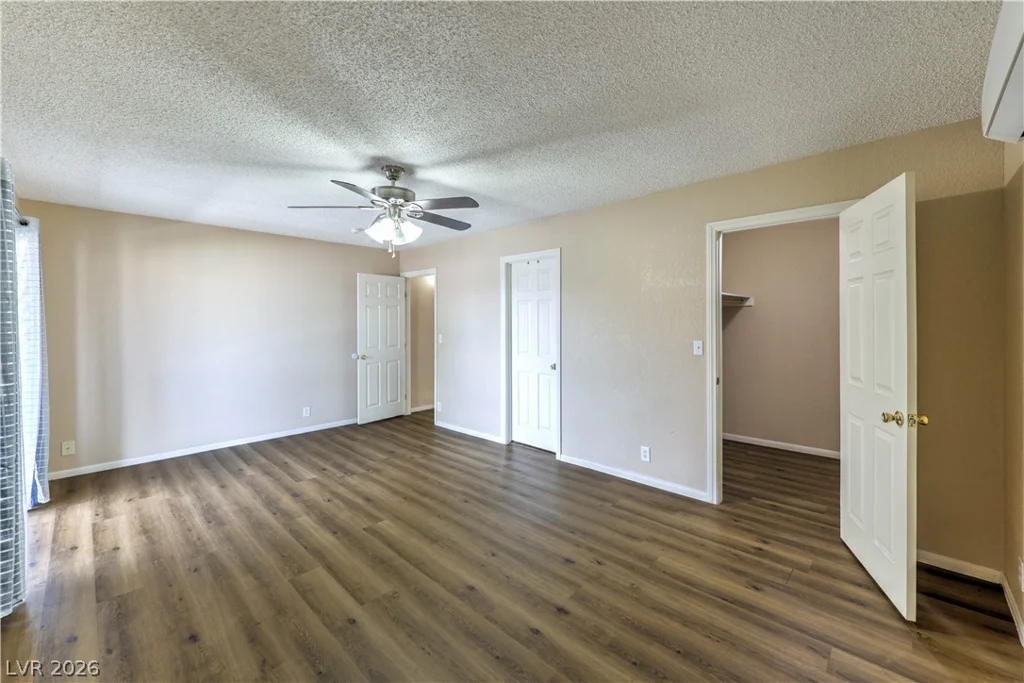 100 Crestline, Las Vegas, NV 89107