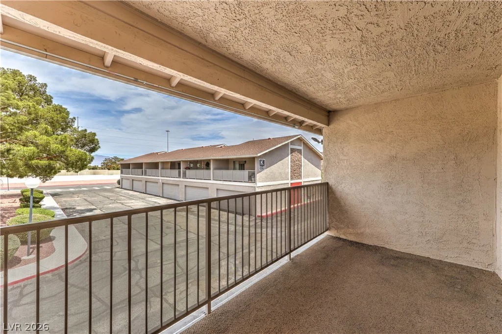 100 Crestline, Las Vegas, NV 89107