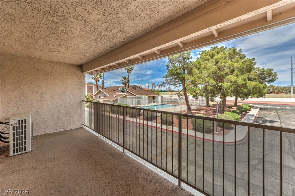 100 Crestline, Las Vegas, NV 89107