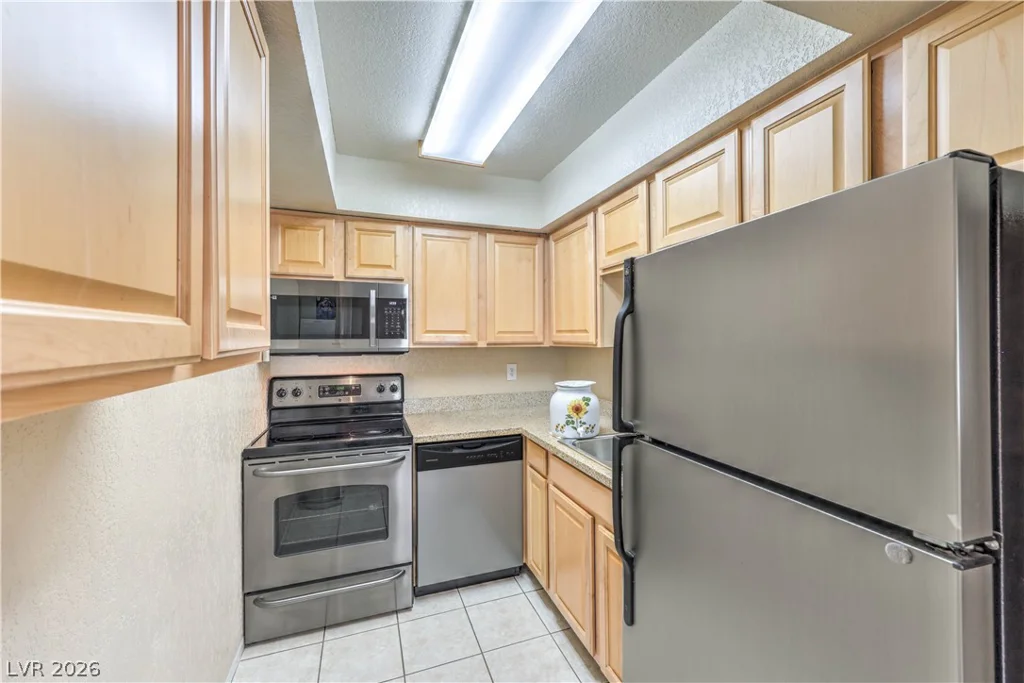 100 Crestline, Las Vegas, NV 89107