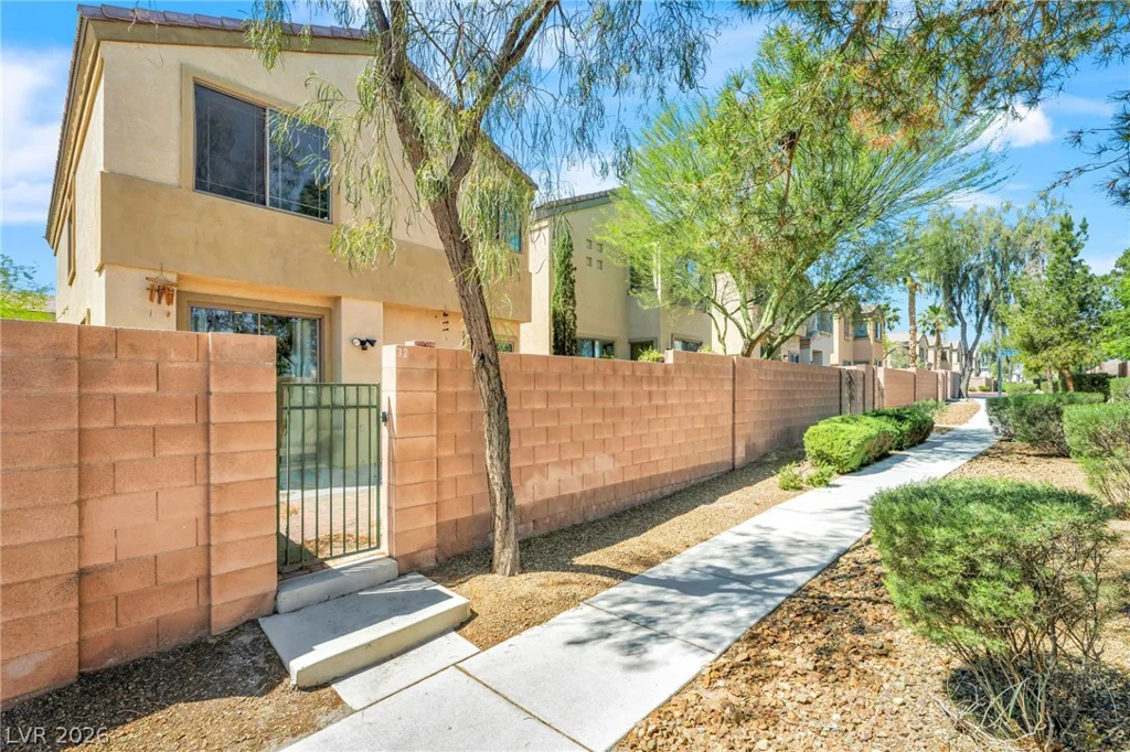 32 Yellow Flame, North Las Vegas, NV 89084